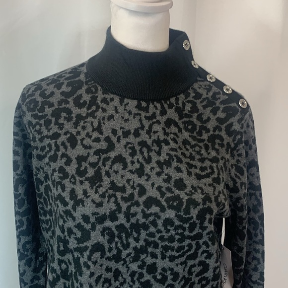 Calvin Klein Gray & Black Mock Neck Animal Print  Sweater w/ Silver Buttons- NWT - Picture 5 of 16